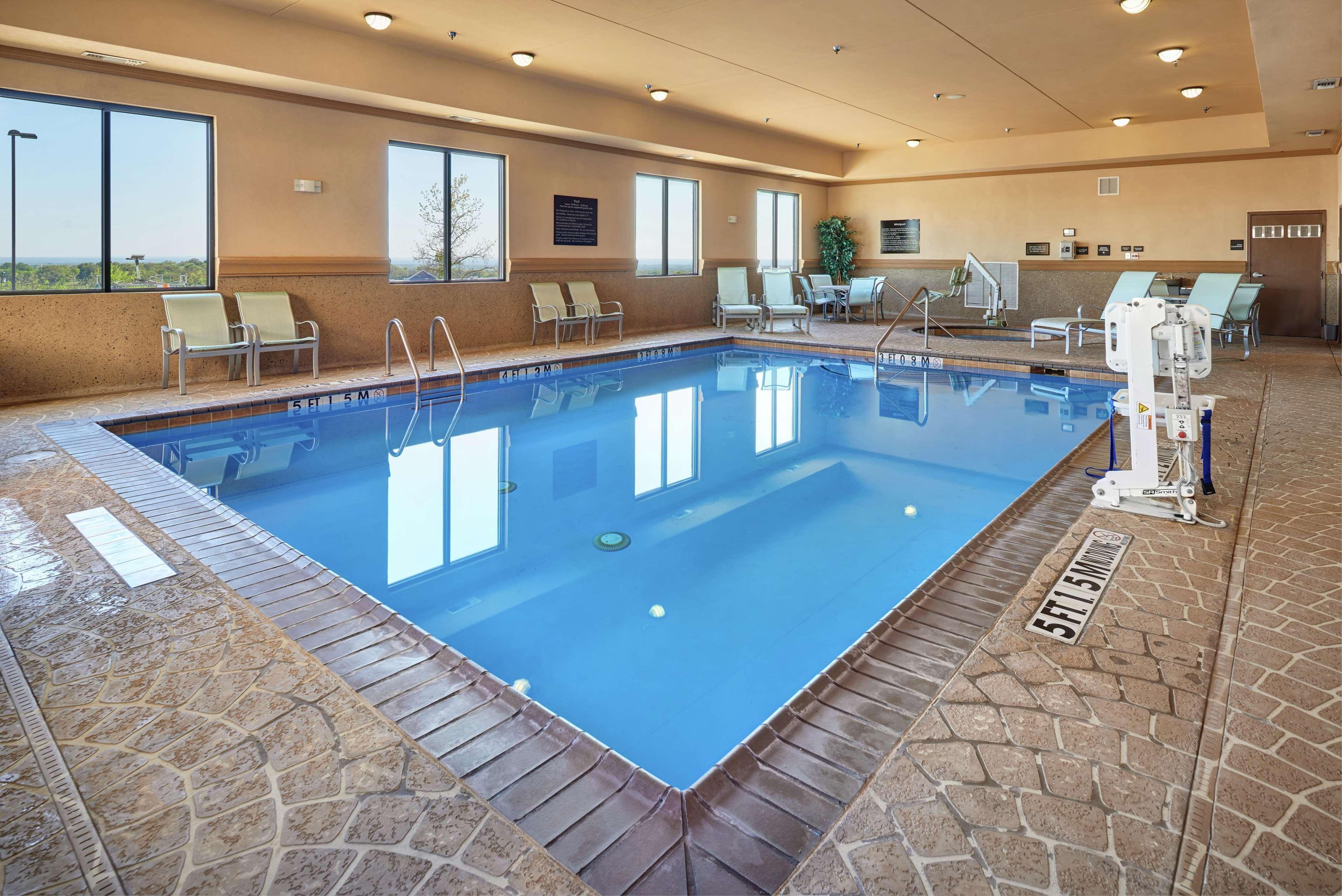 Hampton Inn & Suites Декейтер Экстерьер фото