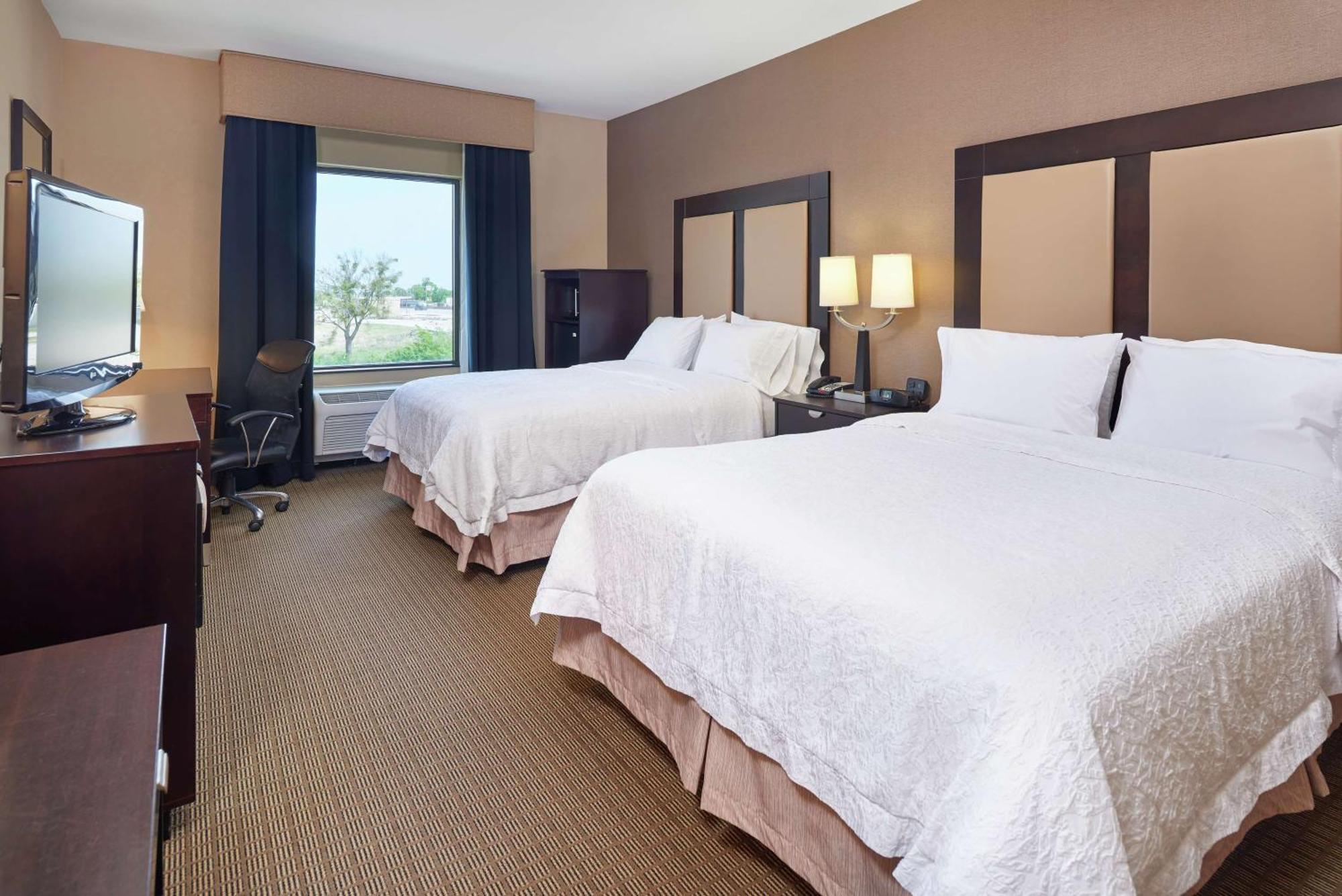 Hampton Inn & Suites Декейтер Экстерьер фото