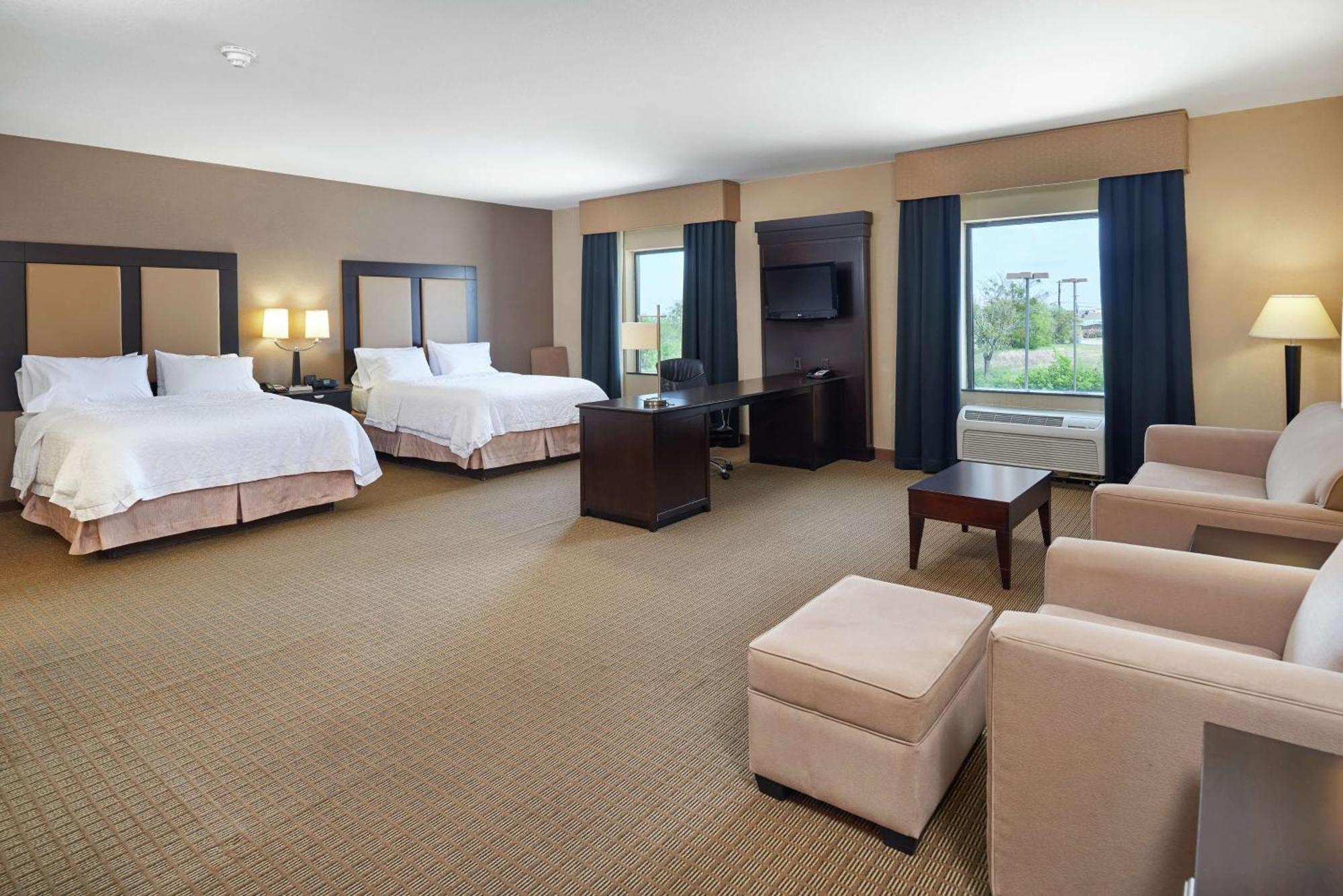 Hampton Inn & Suites Декейтер Экстерьер фото
