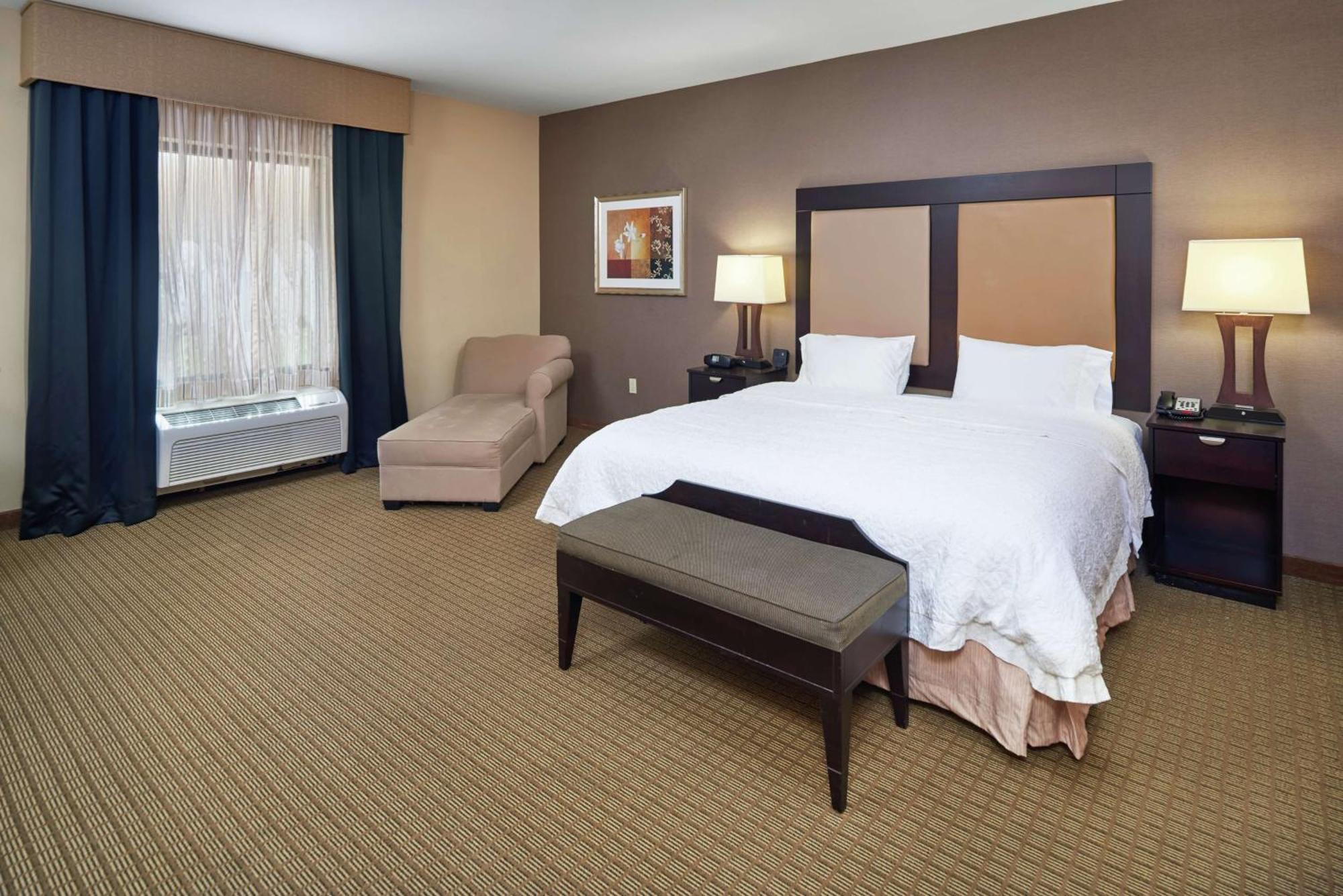 Hampton Inn & Suites Декейтер Экстерьер фото