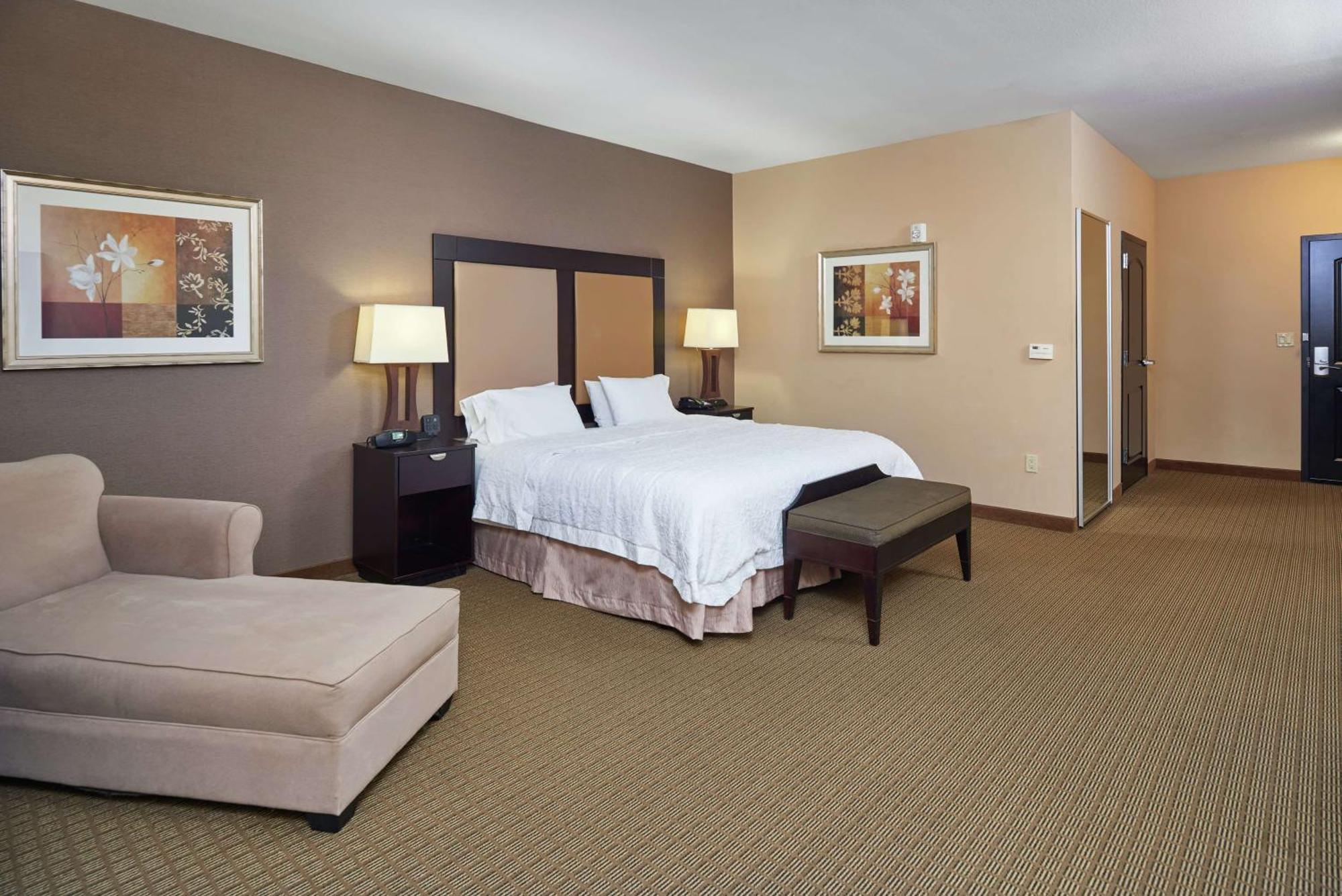Hampton Inn & Suites Декейтер Экстерьер фото